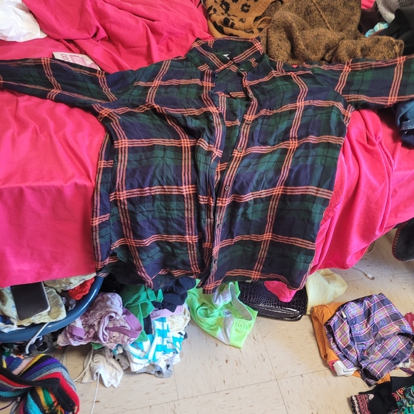 Used long sleeve knits - Picture 5 of 7